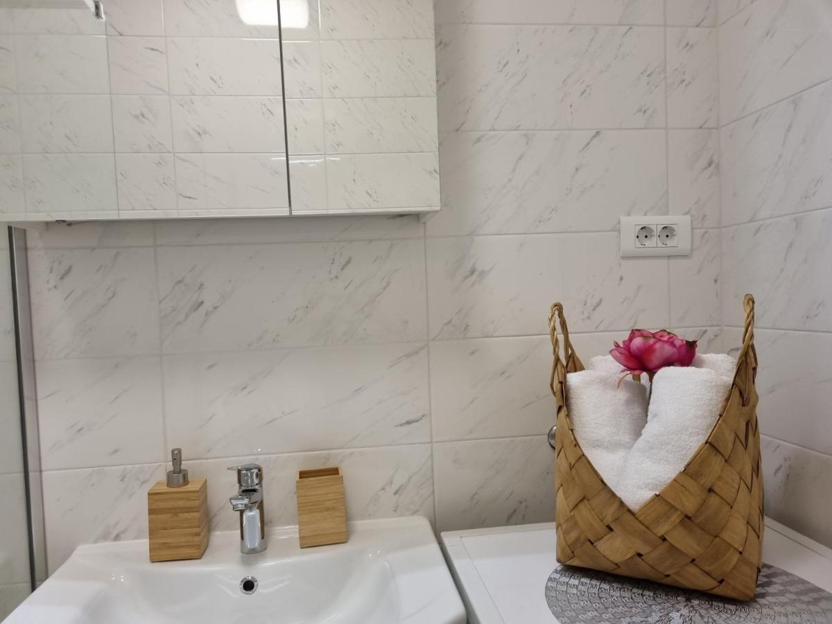 Babylu Apartman Zadar Exterior foto
